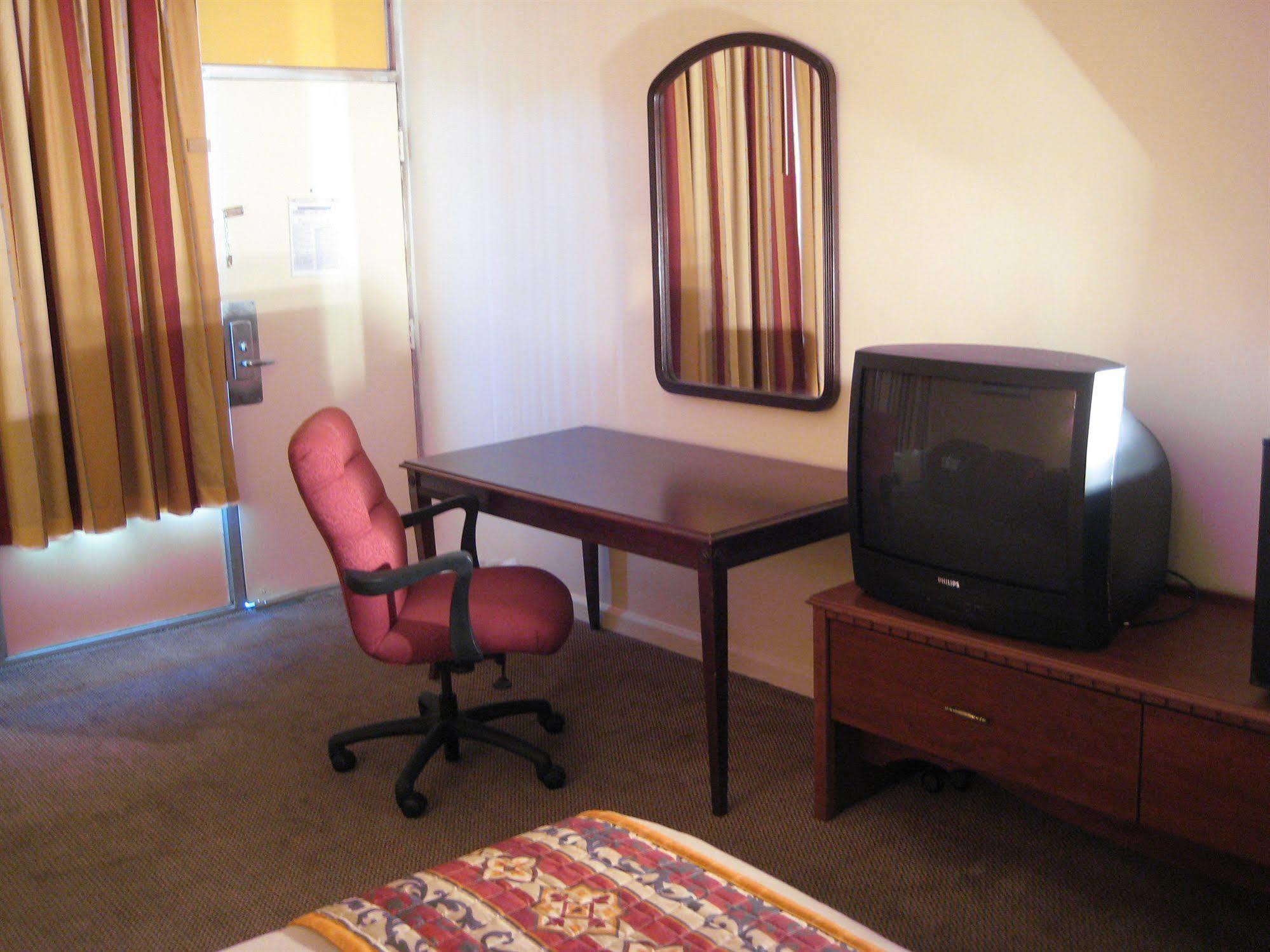 Charlotte Express Inn 外观 照片